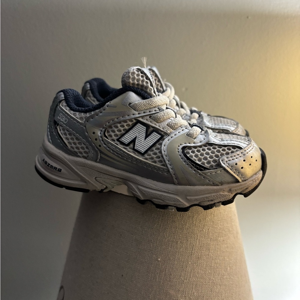 New Balance 530 Kids' Gray and Black Sneakers